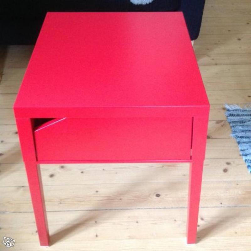 IKEA möbler hög barnstol, sängbord och stol