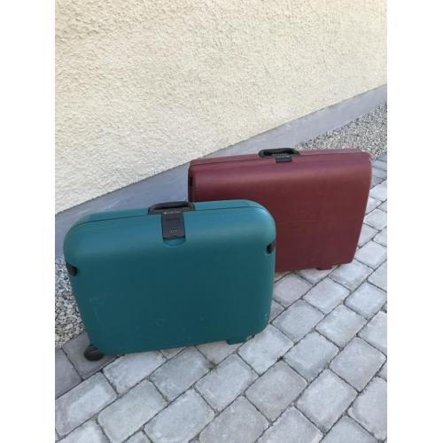 2 stycken resväskor